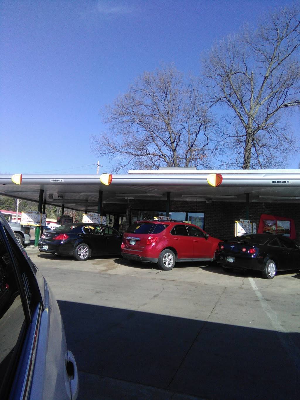 Sonic Drive-In | restaurant | 4525 Stage Rd, Memphis, TN 38128, USA | 9013831722 OR +1 901-383-1722