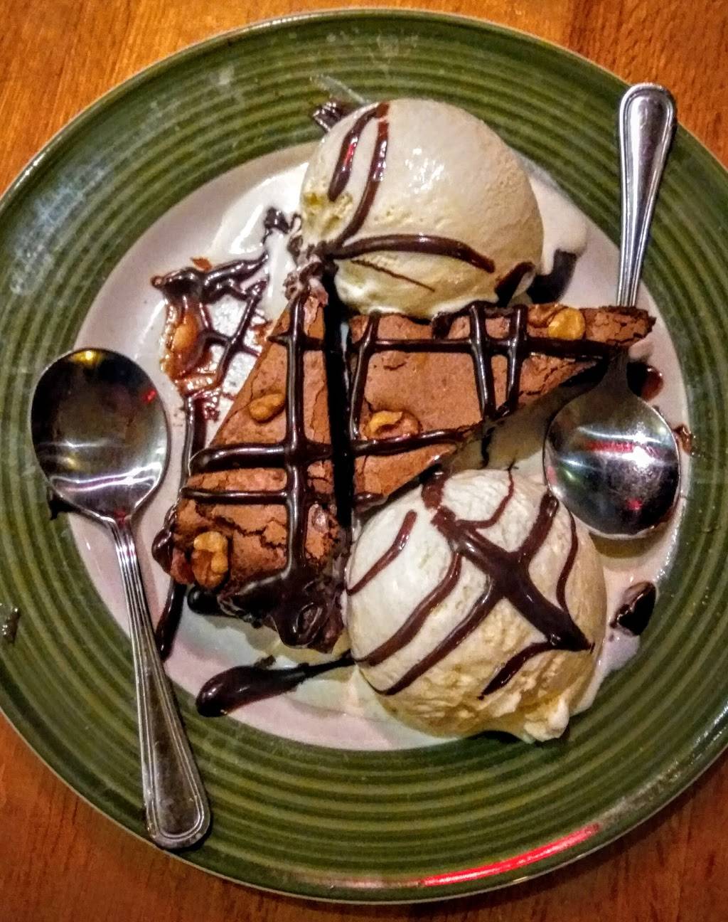 Applebees Grill + Bar | restaurant | 3330 Brunswick Pike, Lawrence Township, NJ 08648, USA | 6097999559 OR +1 609-799-9559