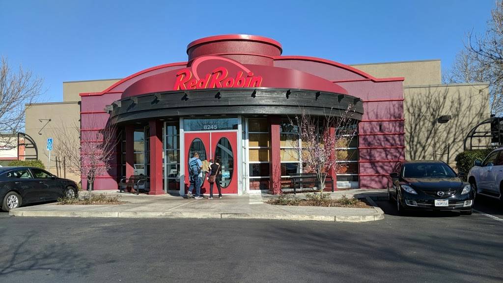 Red Robin Gourmet Burgers and Brews | restaurant | 8245 Laguna Blvd, Elk Grove, CA 95624, USA | 9166830370 OR +1 916-683-0370
