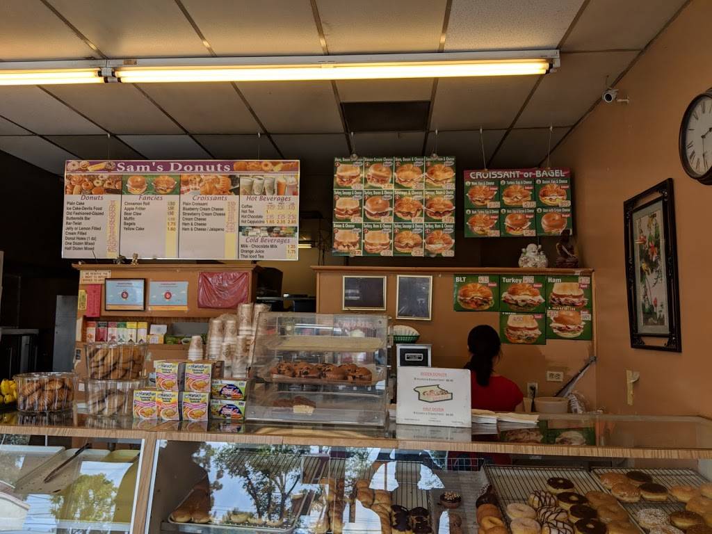 Sams Donuts | restaurant | 2641 N Grand Ave, Santa Ana, CA 92705, USA | 7143862240 OR +1 714-386-2240