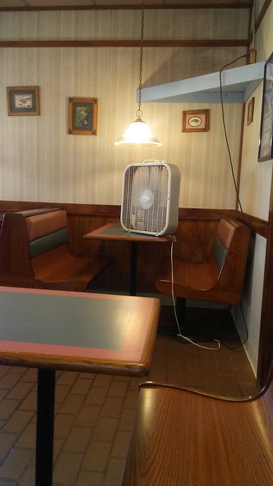 Dairy Queen | restaurant | 1102 US-59 S, Linden, TX 75563, USA | 9037567421 OR +1 903-756-7421