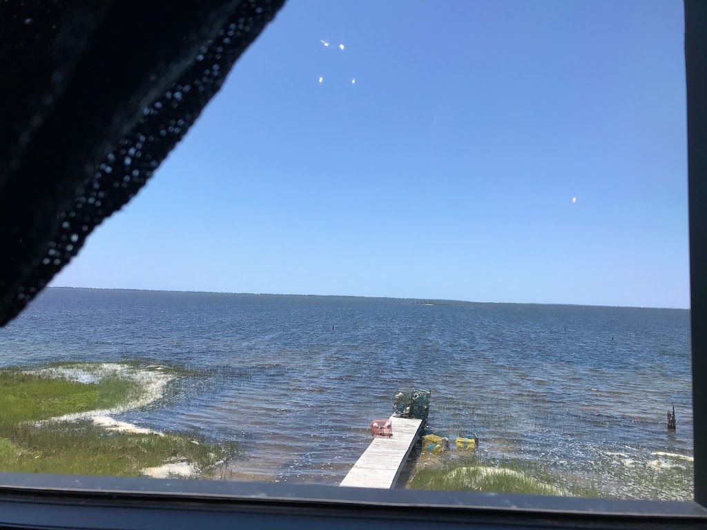 Cat 5 Raw Bar & Grill | restaurant | 1937 County Rd 30A, Port St Joe, FL 32456, USA | 8502272285 OR +1 850-227-2285