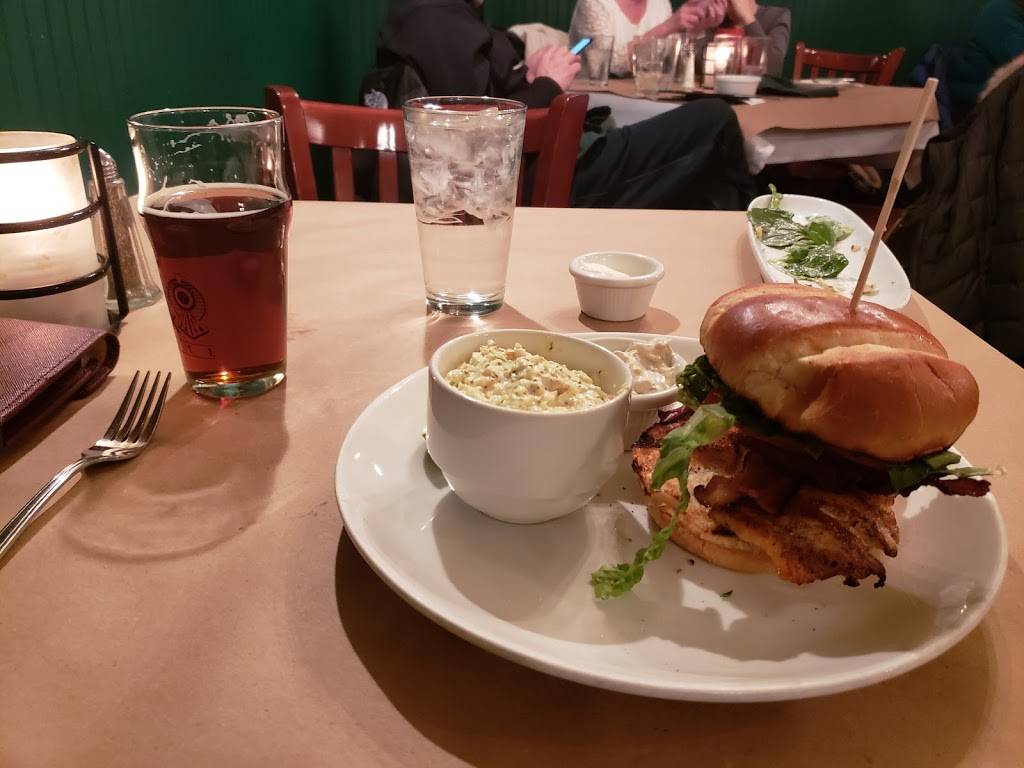 City Park Grill | restaurant | 432 E Lake St, Petoskey, MI 49770, USA | 2313470101 OR +1 231-347-0101