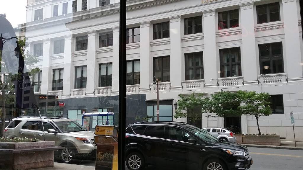 Mouras New York Style Deli | meal takeaway | 9 Court St, Buffalo, NY 14202, USA | 7168562924 OR +1 716-856-2924