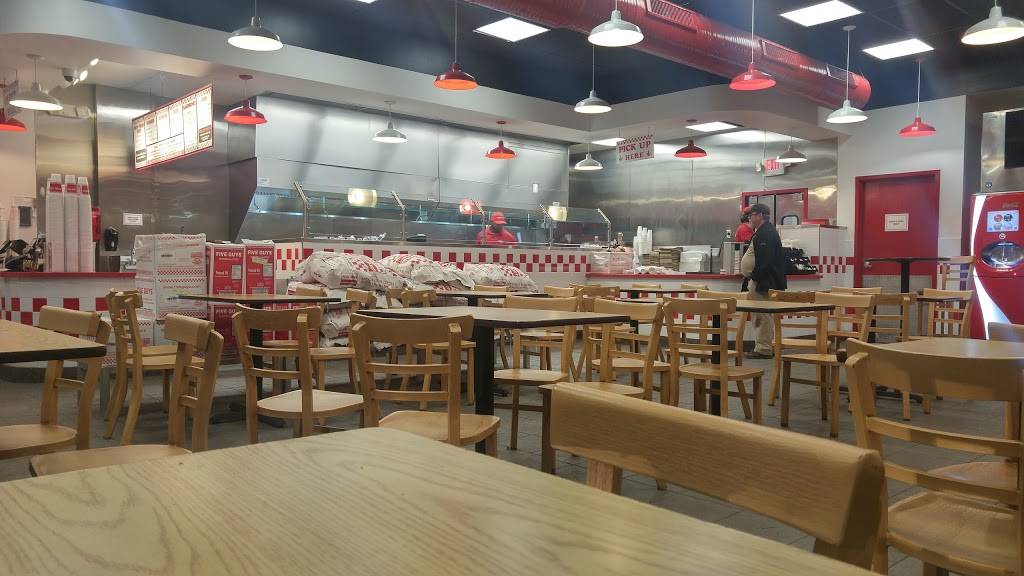 Five Guys | meal takeaway | 7026 Hwy 70 S, Nashville, TN 37221, USA | 6156730568 OR +1 615-673-0568