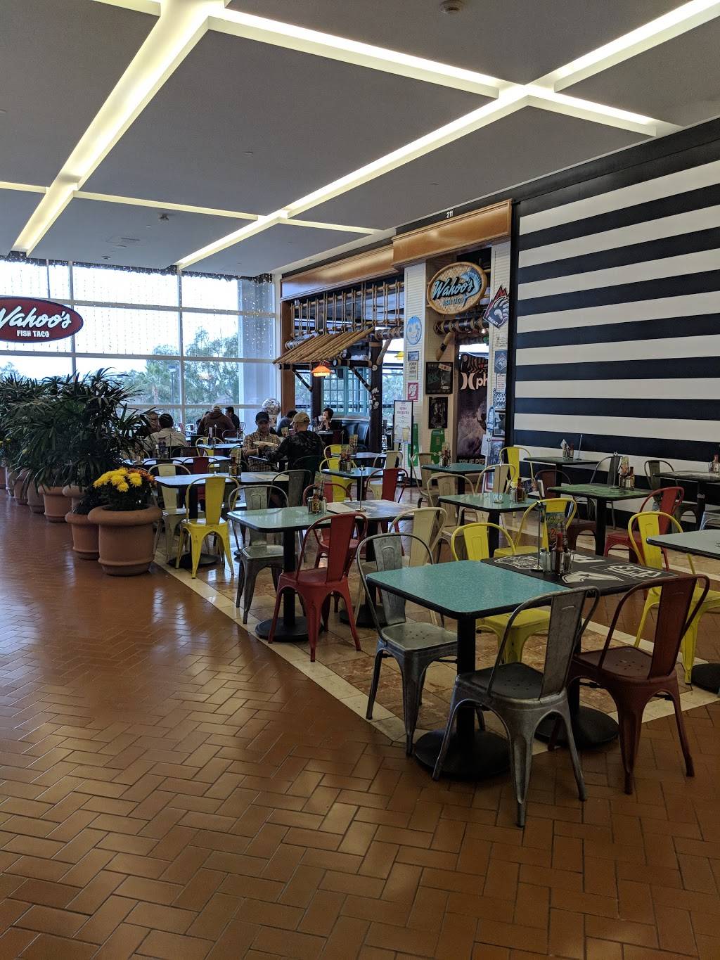 Wahoos Fish Taco | restaurant | 3333 Bear St #211, Costa Mesa, CA 92626, USA | 7145490565 OR +1 714-549-0565