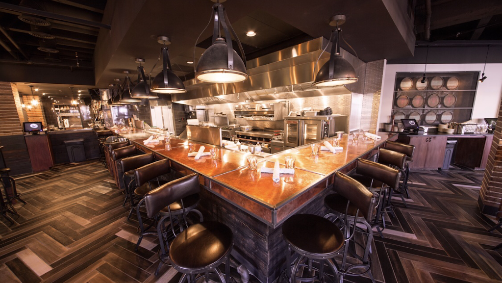 Hogshead Kansas City | restaurant | 4743 Pennsylvania Ave, Kansas City, MO 64112, USA | 8163212929 OR +1 816-321-2929