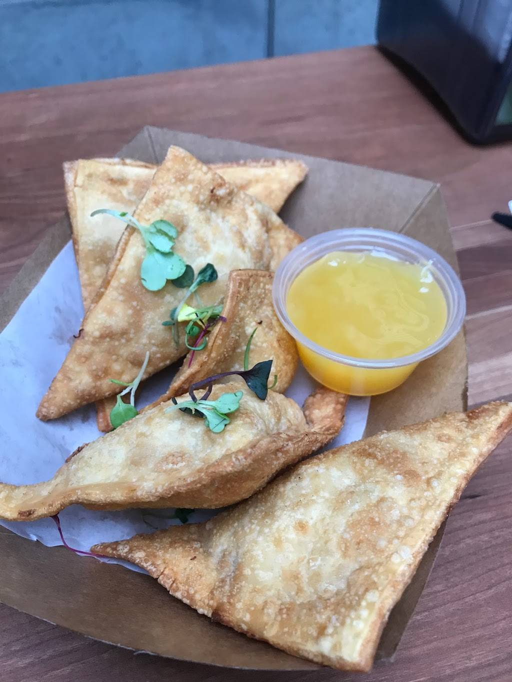 Magasin Table | restaurant | 3 NE 8th St Suite 120, Oklahoma City, OK 73104, USA | 4052122751 OR +1 405-212-2751