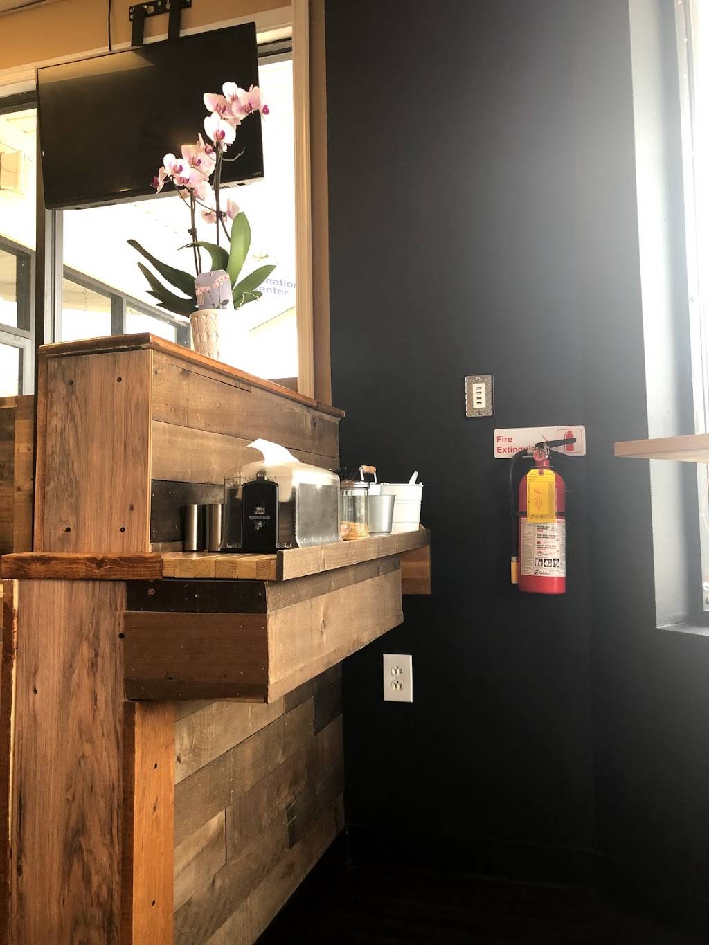 Cafe Baladi | restaurant | 235 Lancaster Ave, Malvern, PA 19355, USA | 8562726339 OR +1 856-272-6339