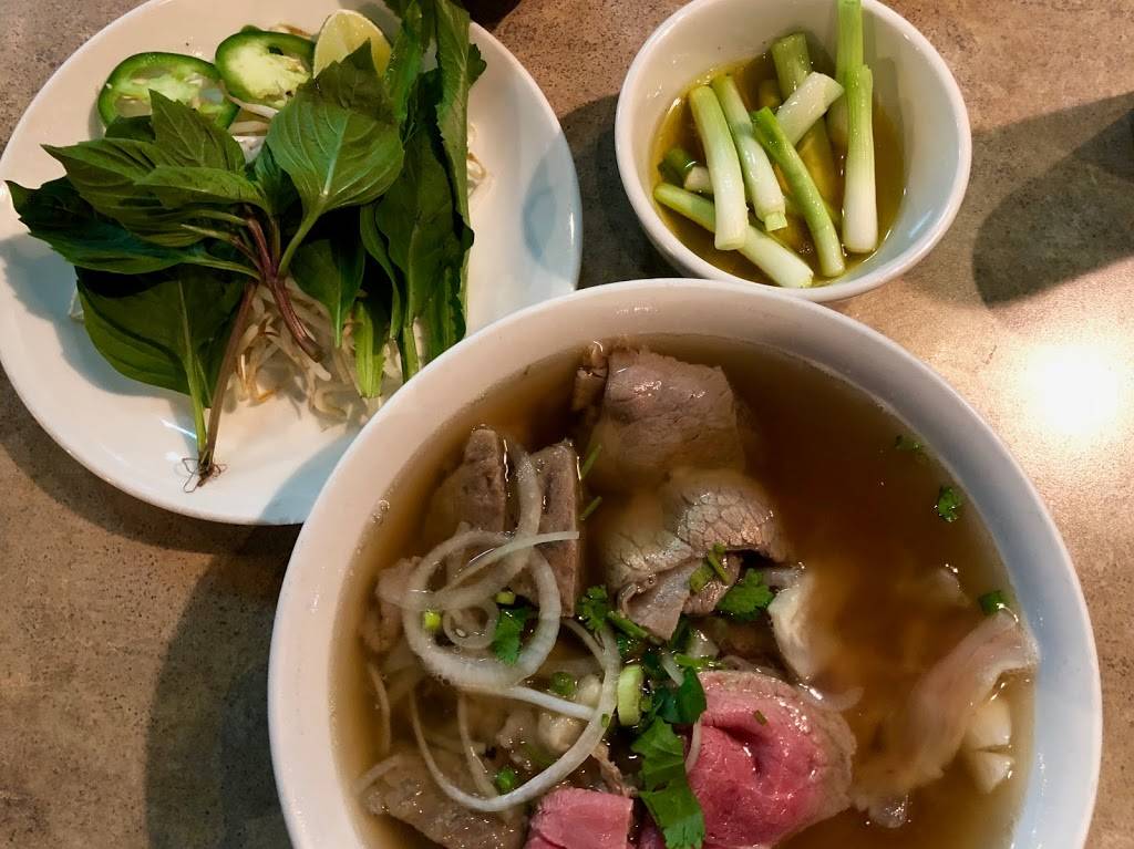 Unphởgettable | restaurant | 66 S Dobson Rd, Mesa, AZ 85202, USA | 4808352298 OR +1 480-835-2298