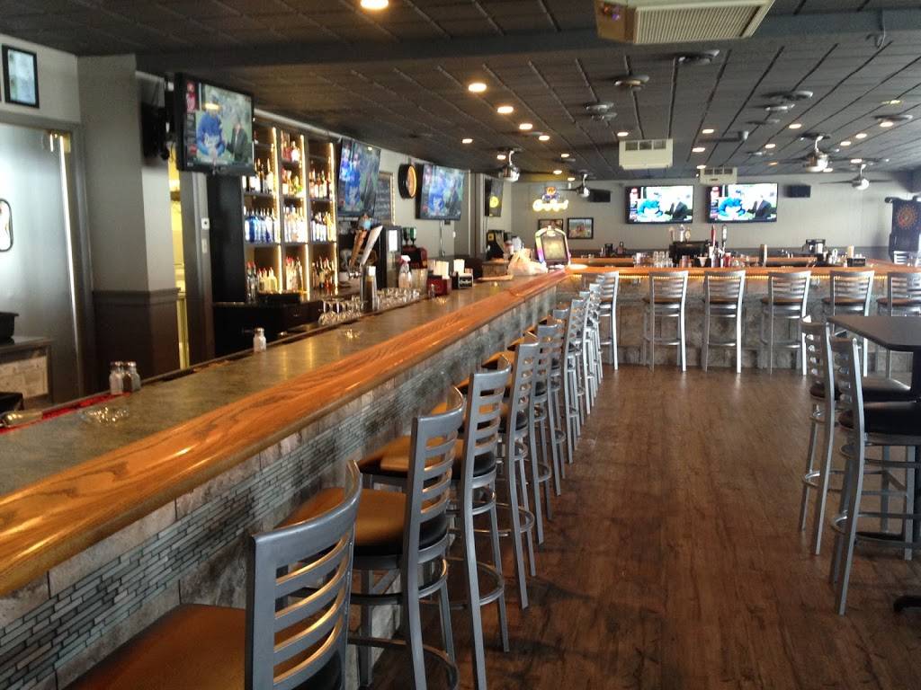 Shootis Bar and Grille | restaurant | 100 Boyce Park Dr, Pittsburgh, PA 15239, USA | 4127939865 OR +1 412-793-9865