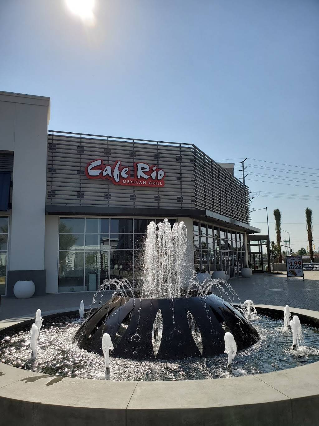 Cafe Rio Mexican Grill | restaurant | 4910 Hamner Ave, Eastvale, CA 91752, USA | 9515471160 OR +1 951-547-1160