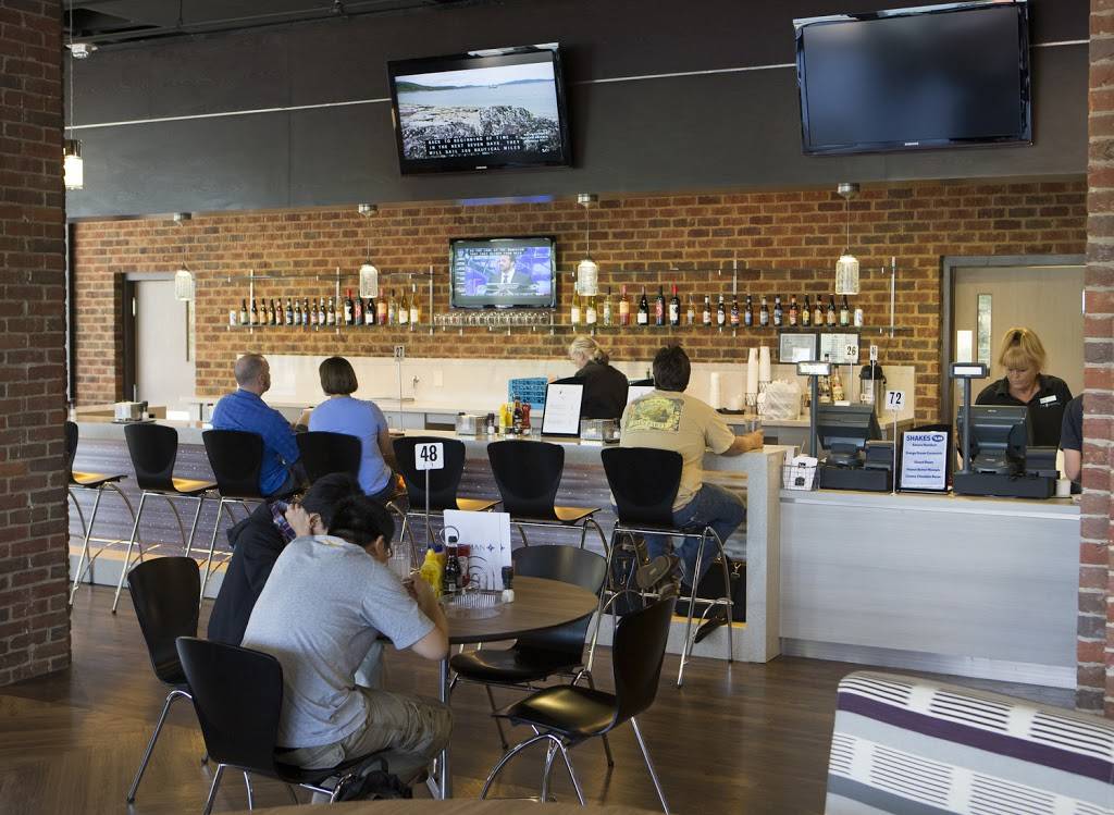 The Paddock | restaurant | 3300 Poinsett Hwy, Greenville, SC 29613, USA | 8642943718 OR +1 864-294-3718