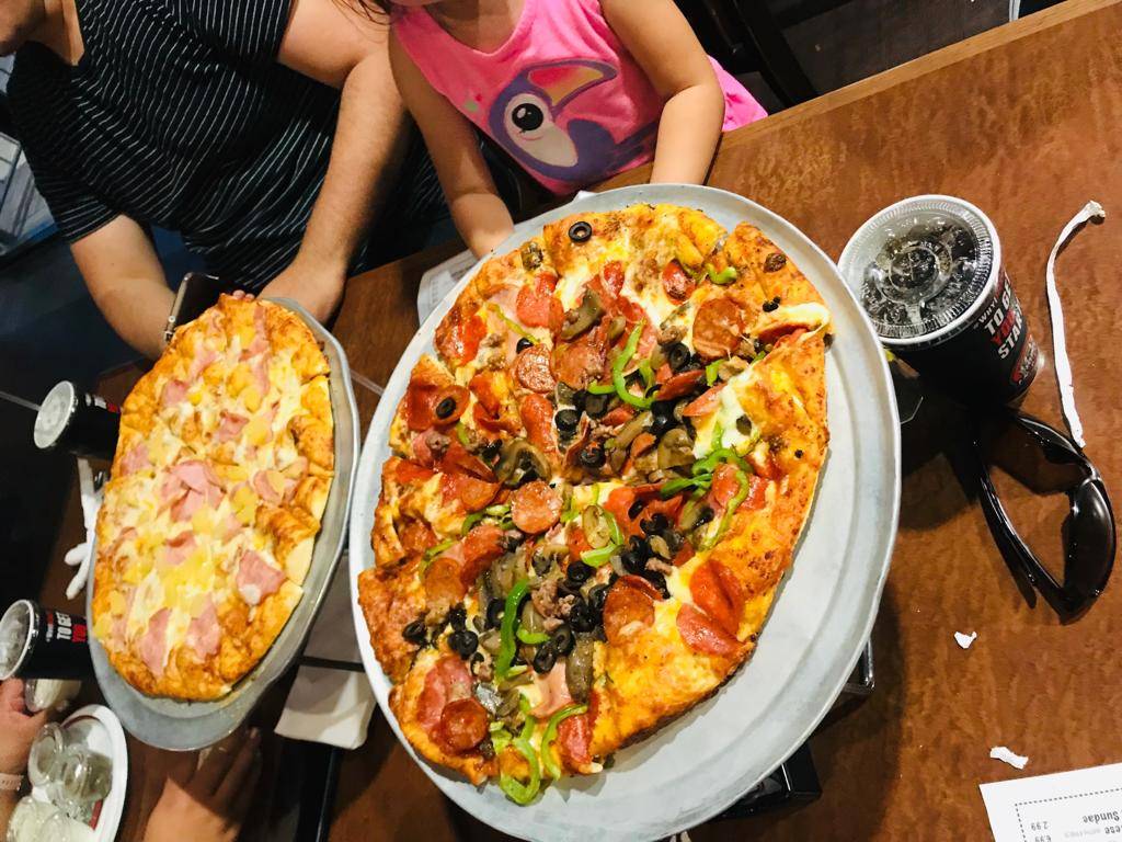 Me-n-Eds Coney Island Grill | restaurant | 175 E Via Del Parque, Fresno, CA 93720, USA | 5594401088 OR +1 559-440-1088