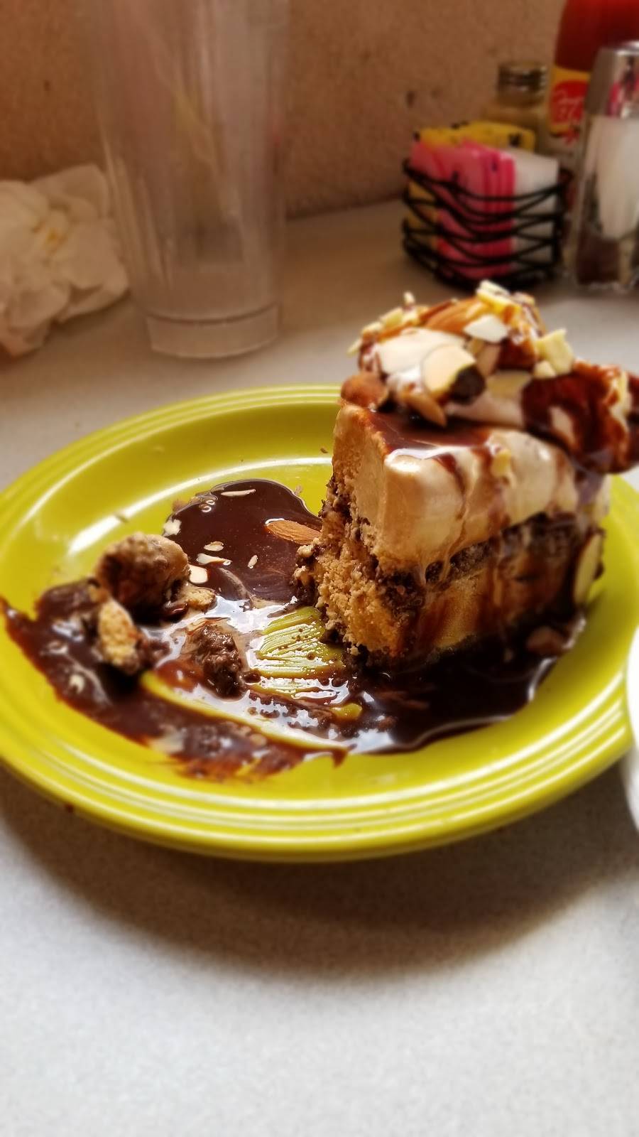 Sweet Potatoes Kitchen | restaurant | 531 Stephenson Ave, Savannah, GA 31405, USA | 9123523434 OR +1 912-352-3434