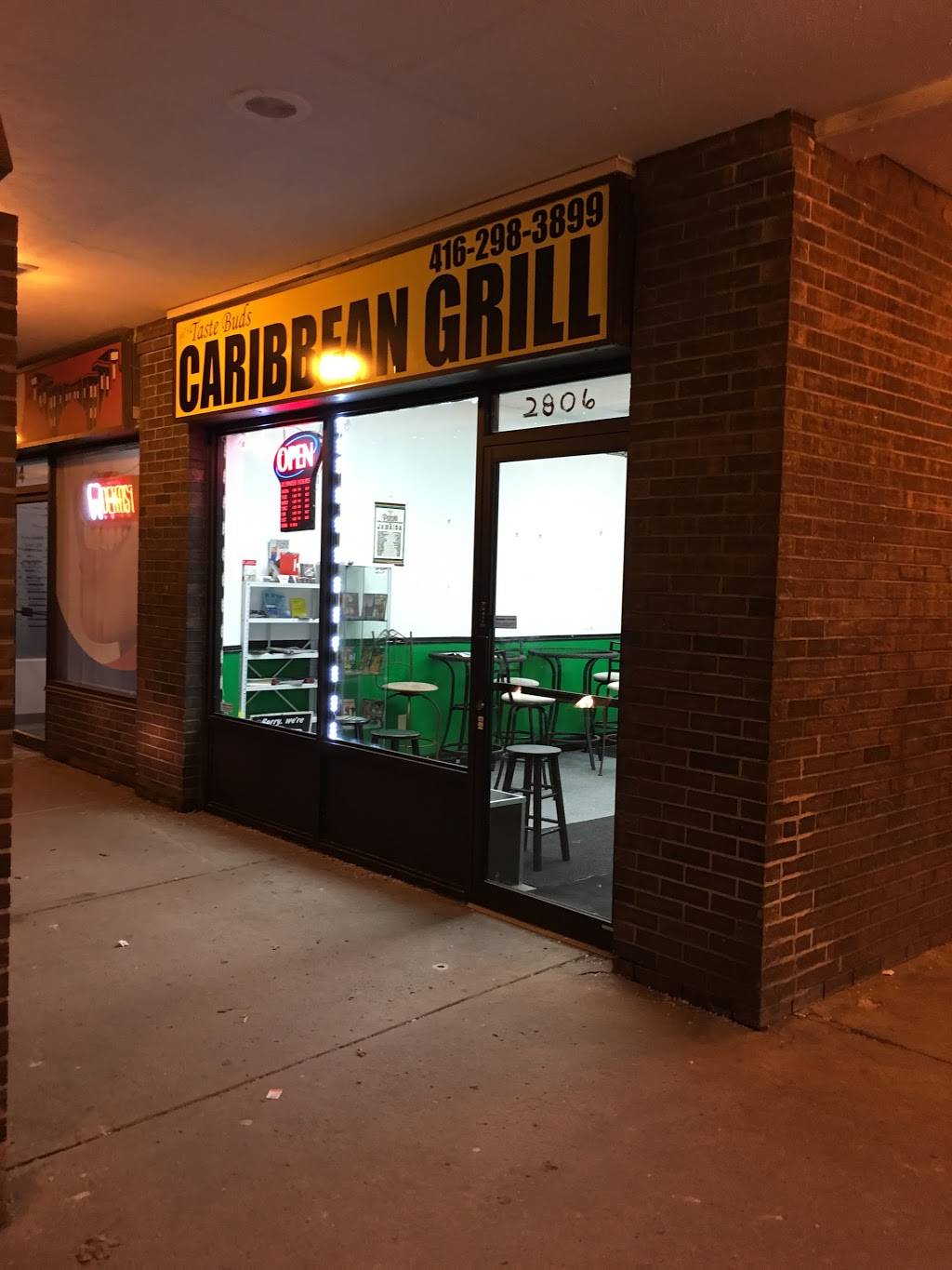 JVs Taste Buds Caribbean Grill | restaurant | 2806 Victoria Park Ave, North York, ON M2J 4A8, Canada | 4162983899 OR +1 416-298-3899