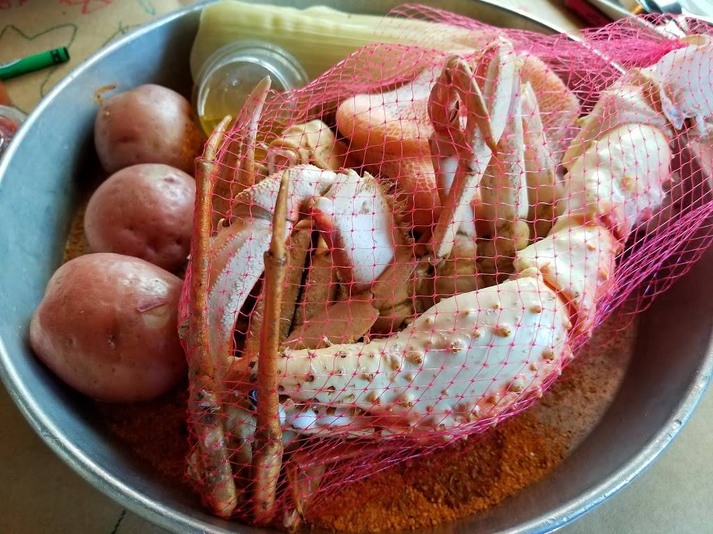 Woodys Crab House | bakery | 29 S Main St, North East, MD 21901, USA | 4102873541 OR +1 410-287-3541