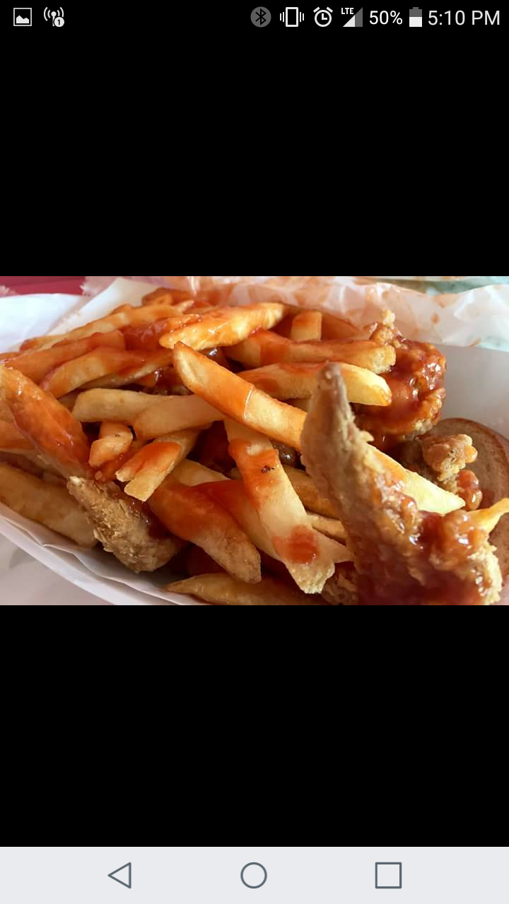 Harolds Chicken Shack #36 (Wicker Park) | restaurant | 1361 N Milwaukee Ave, Chicago, IL 60622, USA | 7732522424 OR +1 773-252-2424