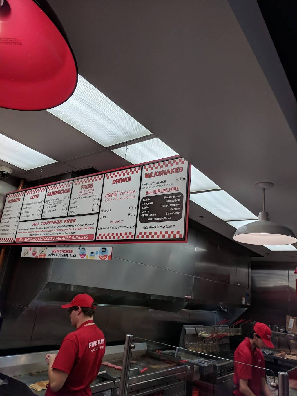 Five Guys | meal takeaway | 75 Reaville Ave, Flemington, NJ 08822, USA | 9082370783 OR +1 908-237-0783