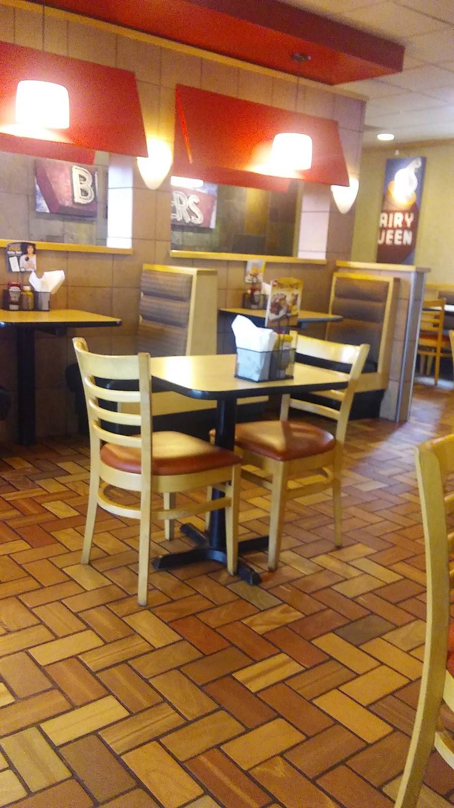 Dairy Queen Grill & Chill | restaurant | 328 N Main St, Jamestown, TN 38556, USA | 9318799293 OR +1 931-879-9293