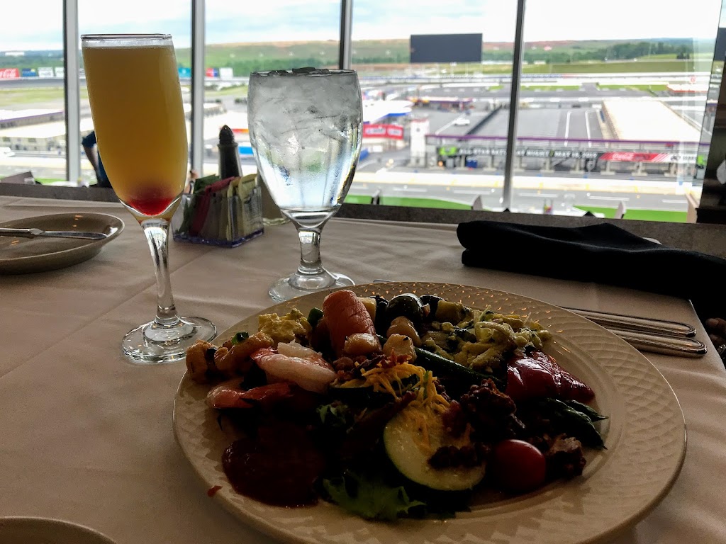 The Speedway Club | restaurant | 5555 Concord Pkwy S, Concord, NC 28027, USA | 7044553216 OR +1 704-455-3216