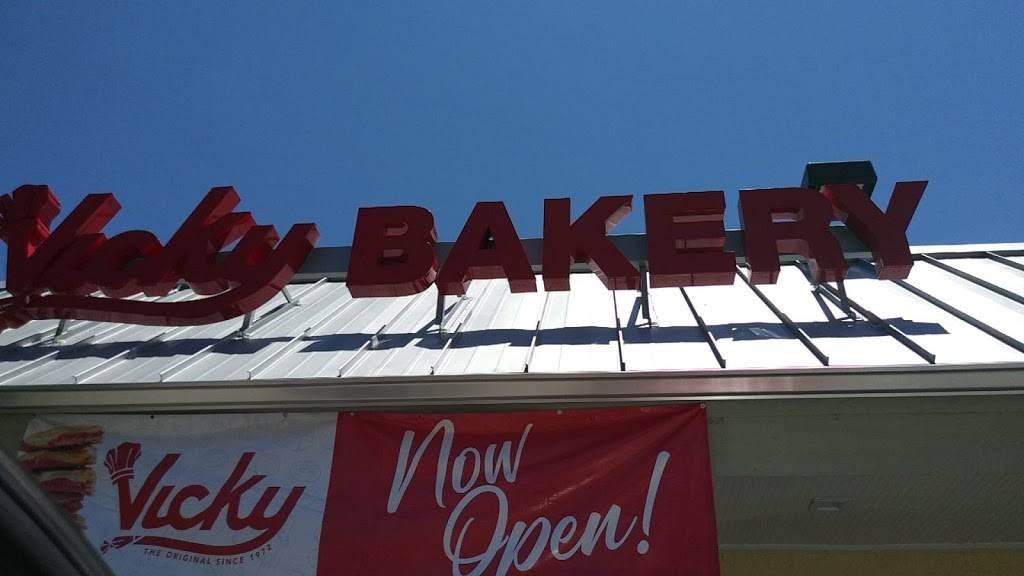 Vicky Bakery | restaurant | 16701 S Dixie Hwy, Miami, FL 33157, USA | 3059645386 OR +1 305-964-5386