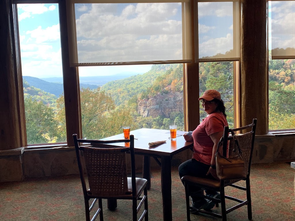 Mather Lodge Restaurant | restaurant | Mather Lodge, 1069 Petit Jean Mountain Rd, Morrilton, AR 72110, USA | 5017275604 OR +1 501-727-5604