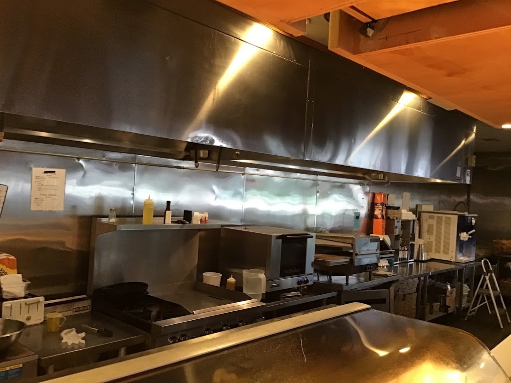 Deli-Mart Food and Grill | meal takeaway | 14002 Rhea County Hwy, Evensville, TN 37332, USA | 4237756181 OR +1 423-775-6181