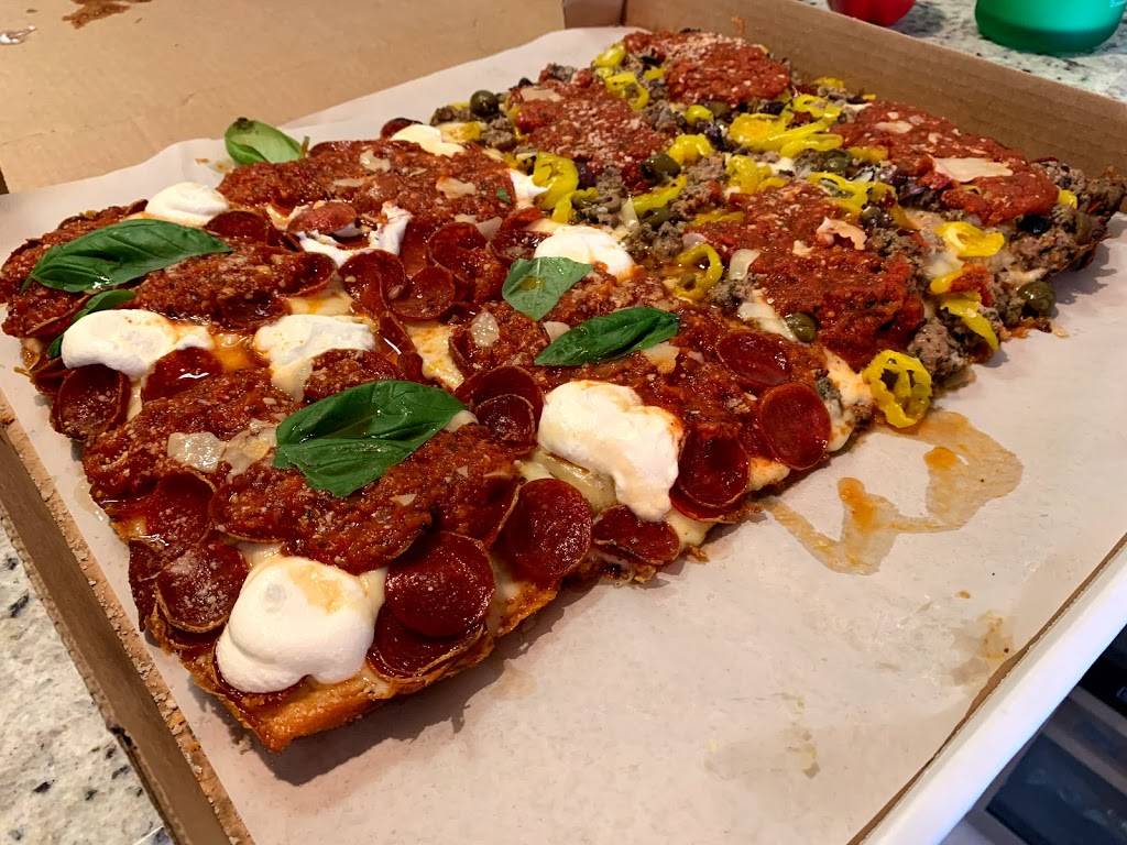 Industry Pizza | restaurant | 2075 Pine Ridge Rd, Naples, FL 34109, USA | 2394316881 OR +1 239-431-6881