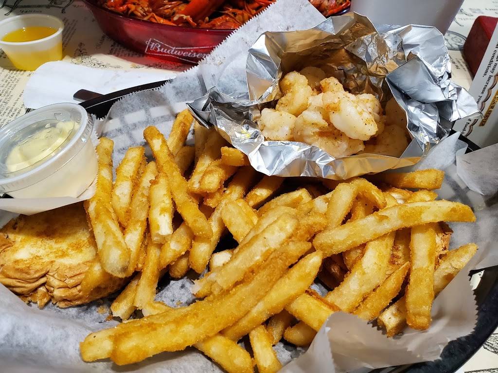 Tarantos Crawfish | restaurant | 12404 John Lee Rd, Biloxi, MS 39532, USA | 2283920990 OR +1 228-392-0990