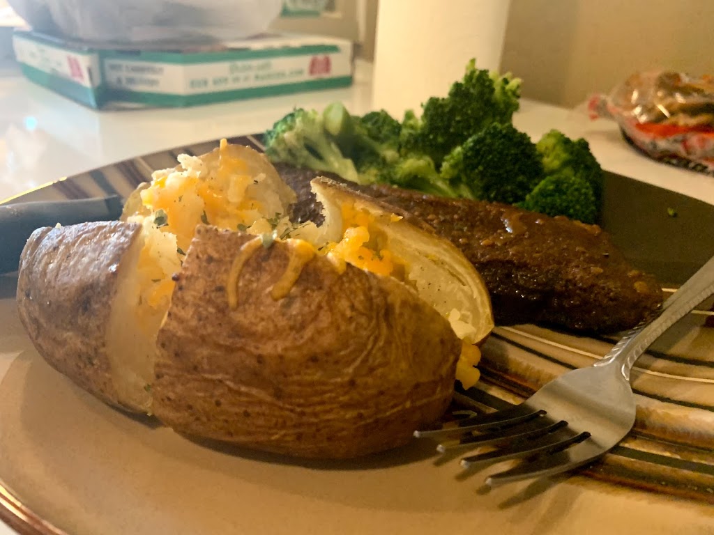 FANNIE MAIS | restaurant | 5384 Blue Ridge Pkwy, Memphis, TN 38134, USA | 9012649120 OR +1 901-264-9120