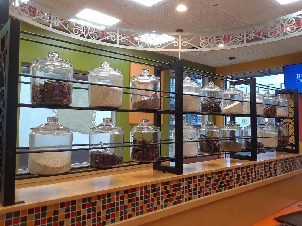 Popeyes Louisiana Kitchen | restaurant | 1994 Atlantic Ave, Brooklyn, NY 11233, USA | 7182211994 OR +1 718-221-1994