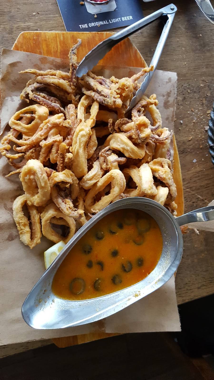 La Lanterna | restaurant | 23 Gray Oaks Ave, Yonkers, NY 10710, USA | 9144763060 OR +1 914-476-3060