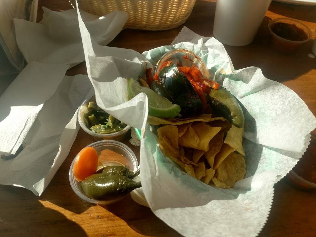 Los Charros Taqueria | restaurant | 425 Colusa Ave, Yuba City, CA 95991, USA | 5306714140 OR +1 530-671-4140