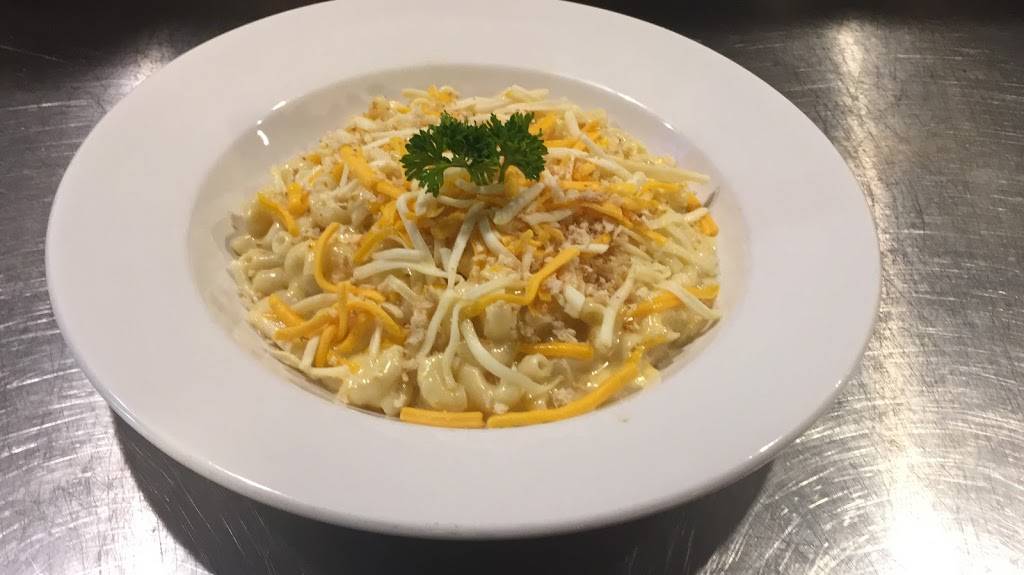 Bolton Jacks | restaurant | 12612 Hwy 50, Bolton, ON L7E 1T6, Canada | 9055333100 OR +1 905-533-3100