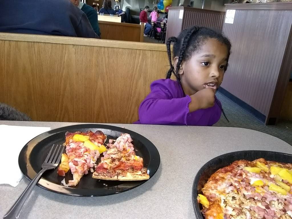 Happy Joes Pizza | restaurant | 3315 Williams Blvd SW, Cedar Rapids, IA 52404, USA | 3193960626 OR +1 319-396-0626