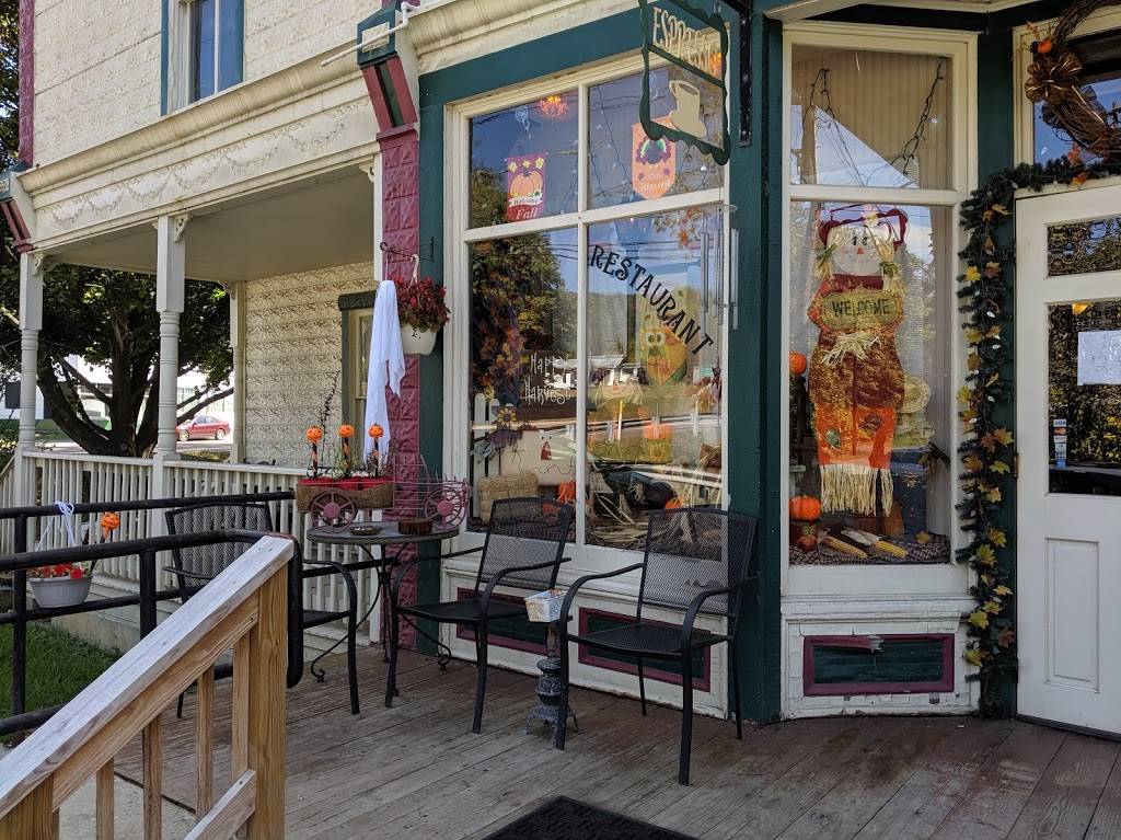 Coal Bucket Restuarant | restaurant | 238 W Main St, Kitzmiller, MD 21538, USA | 3014533377 OR +1 301-453-3377