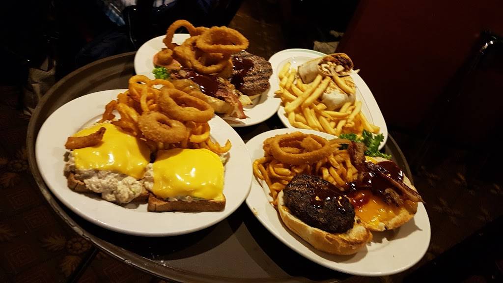 The Moriches Bay Diner & Restaurant | restaurant | 62 Montauk Hwy, Moriches, NY 11955, USA | 6318786827 OR +1 631-878-6827