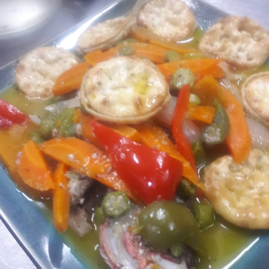 Nadine Vibes Kitchen & Sports Bar | restaurant | 6305 Miramar Pkwy, Miramar, FL 33023, USA | 7542632343 OR +1 754-263-2343