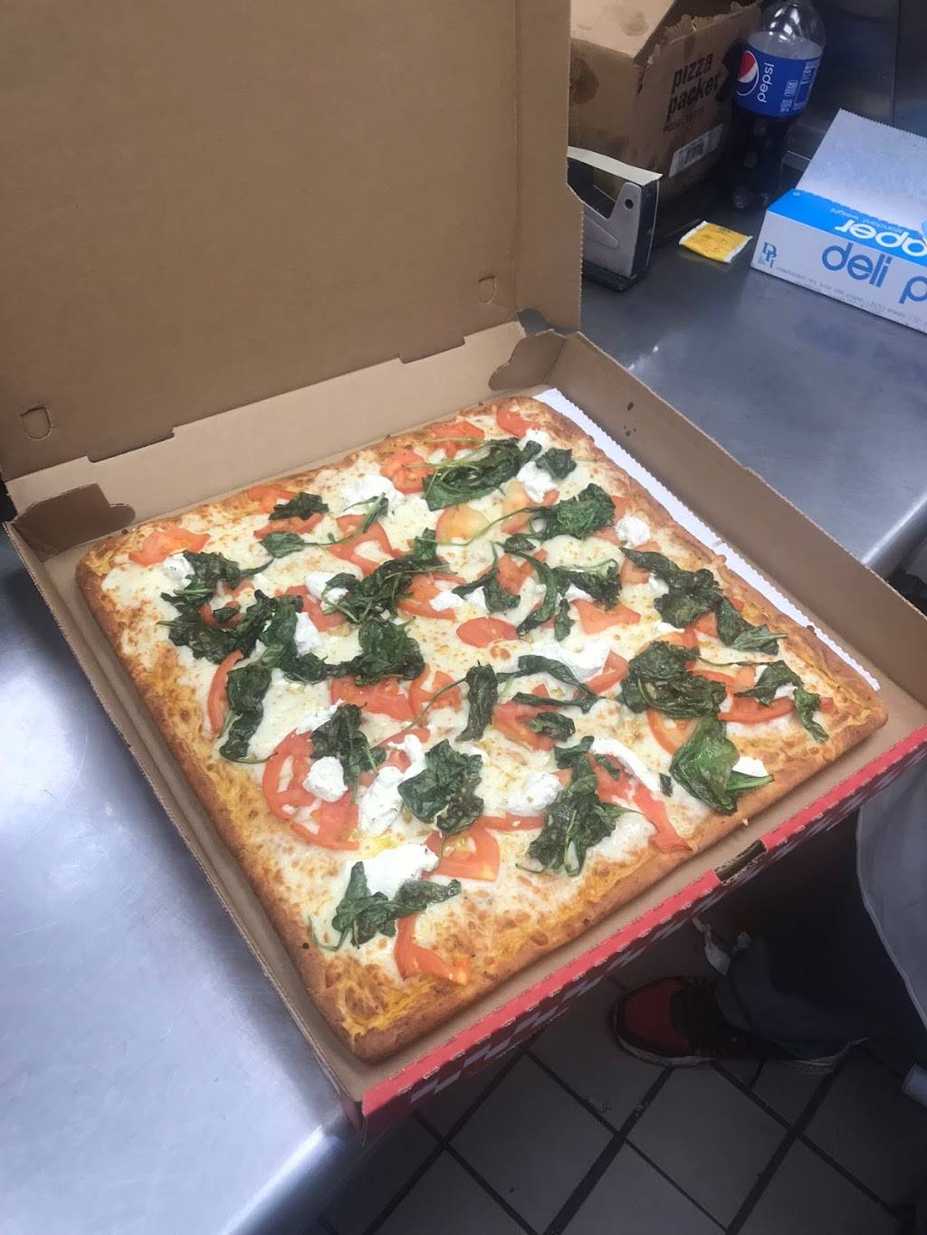 Mimmos Pizza | restaurant | 3000 W Allegheny Ave, Philadelphia, PA 19132, USA | 2152272888 OR +1 215-227-2888