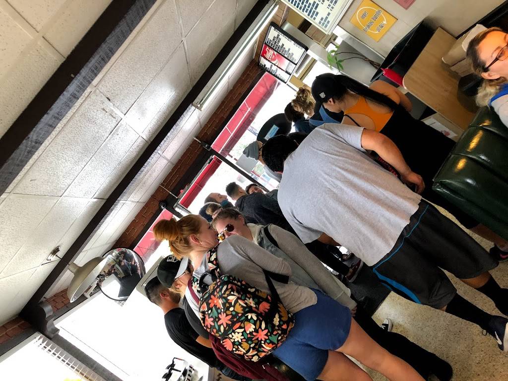 Norms Hamburger | restaurant | 1201 W Magnolia Blvd, Burbank, CA 91506, USA | 8189535050 OR +1 818-953-5050