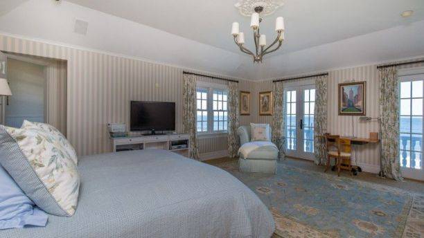 Stefanos | night club | 515 Hopkins St, Defiance, OH 43512, USA | 4197840111 OR +1 419-784-0111