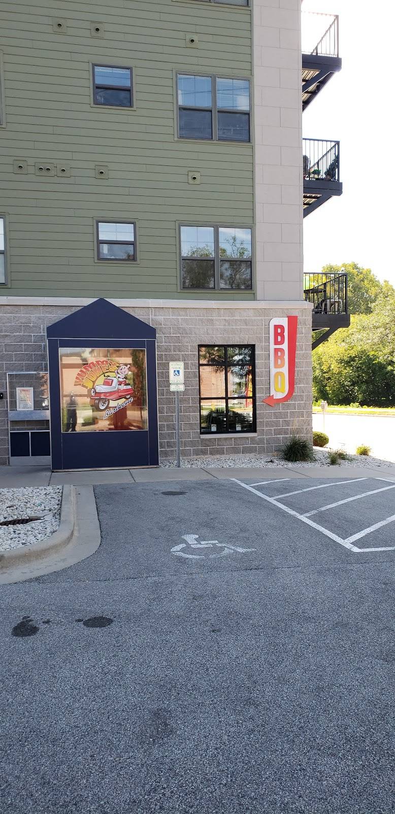 Yummy Bones Barbecue Fond du Lac | restaurant | 57 N Macy St, Fond du Lac, WI 54935, USA | 9202040055 OR +1 920-204-0055