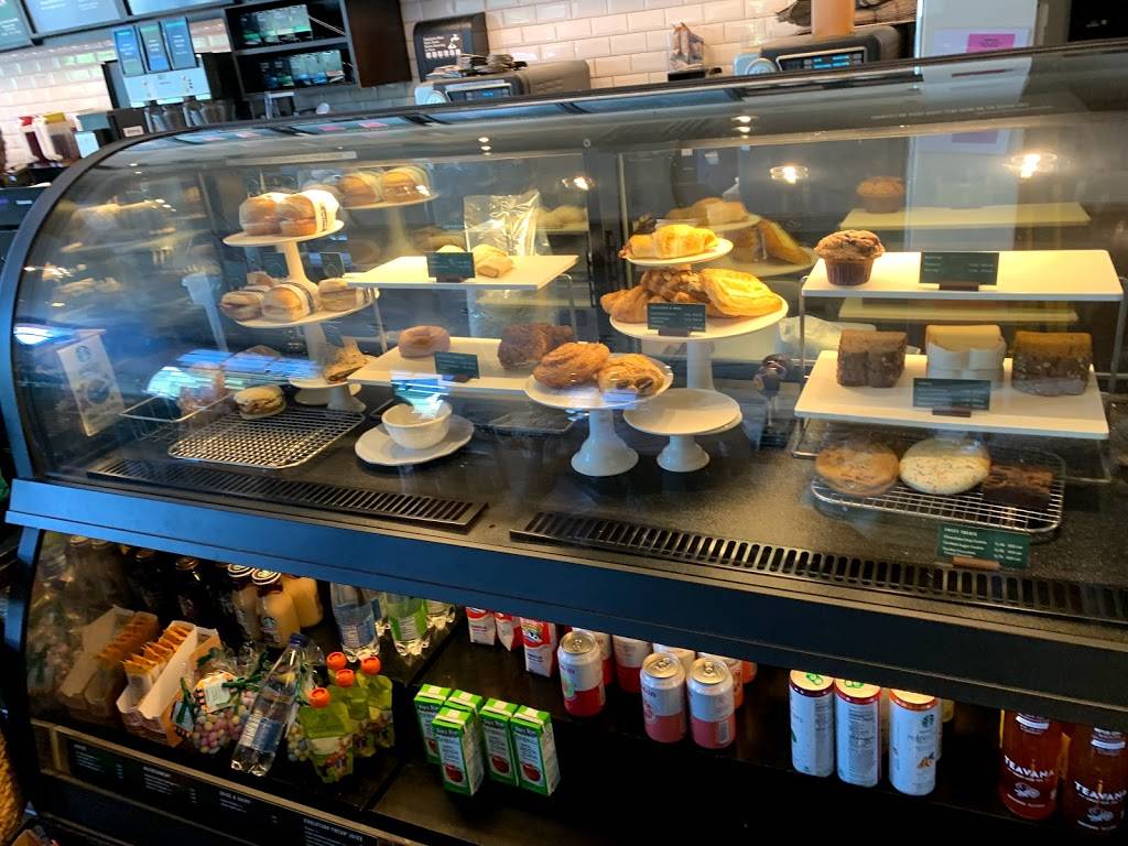 Starbucks | cafe | 32240 Dyer St, Union City, CA 94587, USA | 5104871467 OR +1 510-487-1467