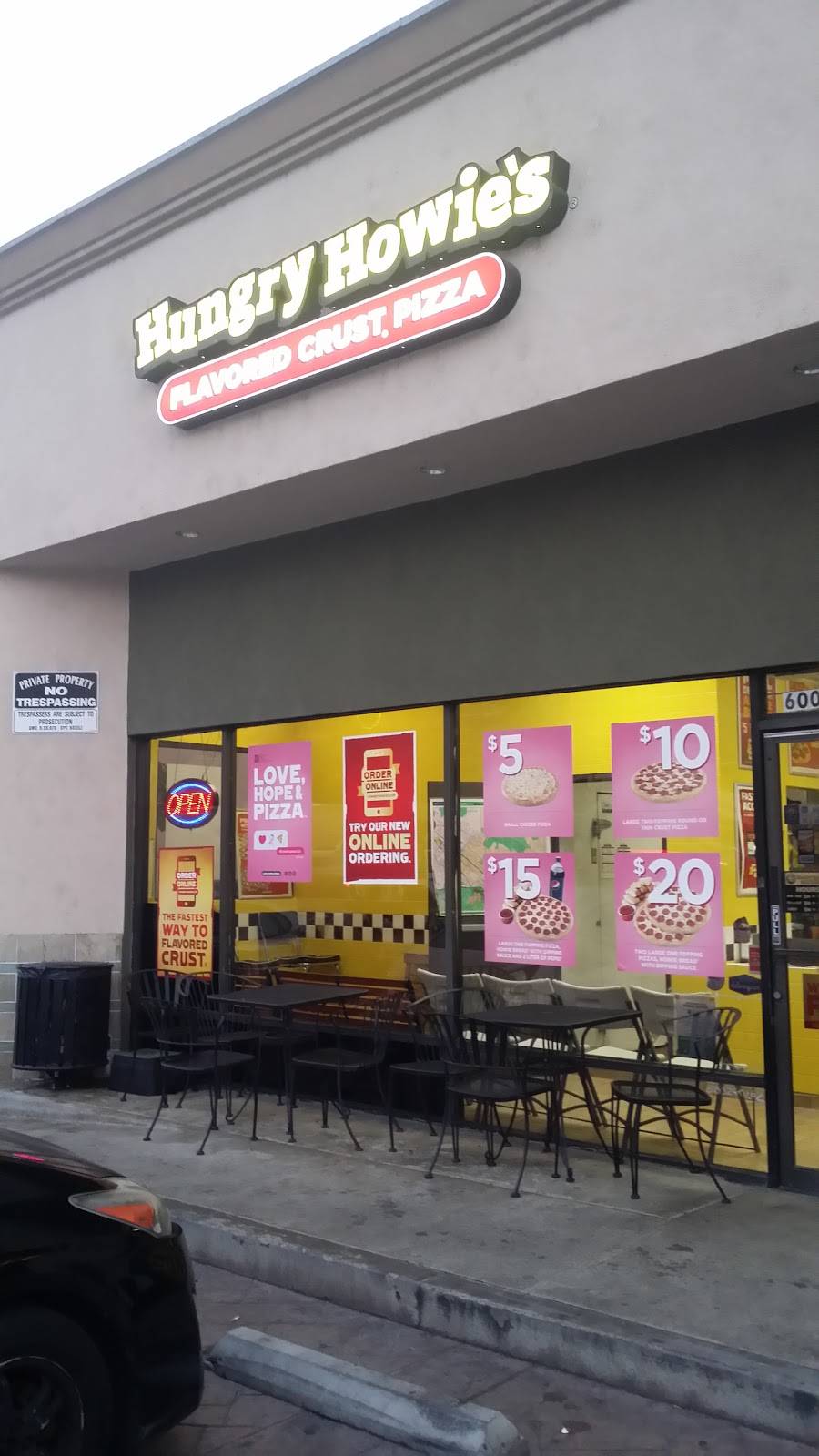Hungry Howies Pizza | meal delivery | 600 W Glenoaks Blvd, Glendale, CA 91202, USA | 8185022646 OR +1 818-502-2646