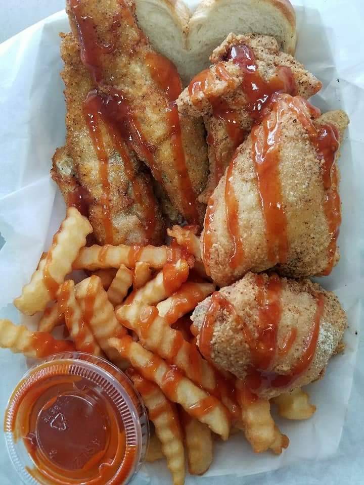 Kays Kitchen | restaurant | 3320 E Osborne Ave, Tampa, FL 33610, USA | 8133685196 OR +1 813-368-5196