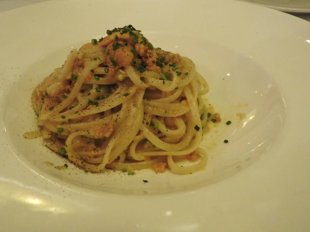 Hapas Pizza | restaurant | 2255 Kalakaua Ave, Honolulu, HI 96815, USA | 8089318392 OR +1 808-931-8392