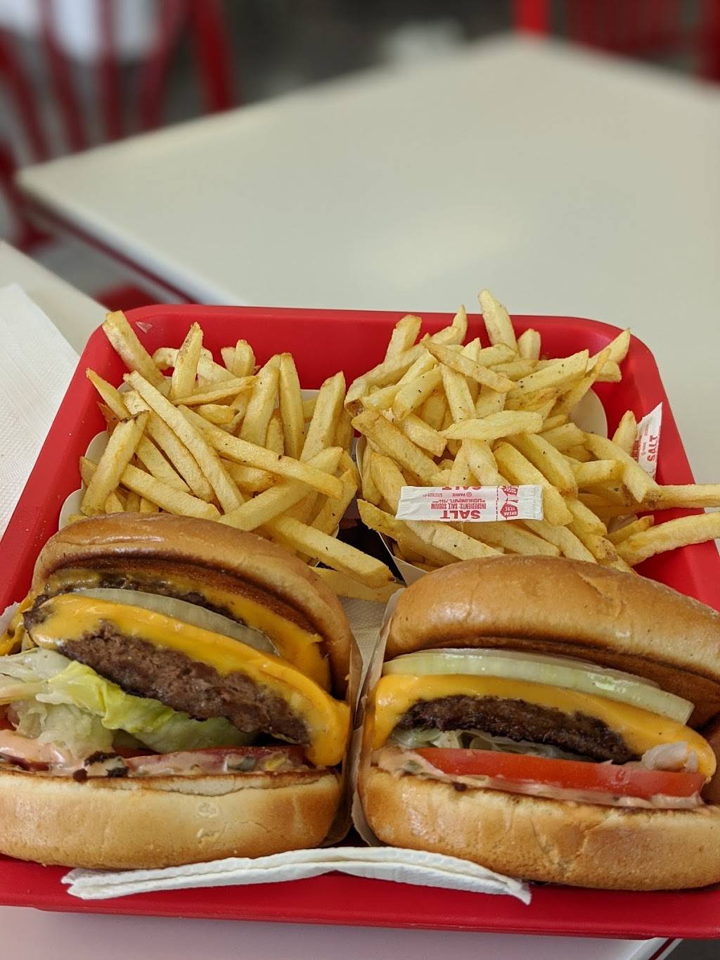In-N-Out Burger | restaurant | 2765 E Craig Rd, North Las Vegas, NV 89030, USA | 8007861000 OR +1 800-786-1000