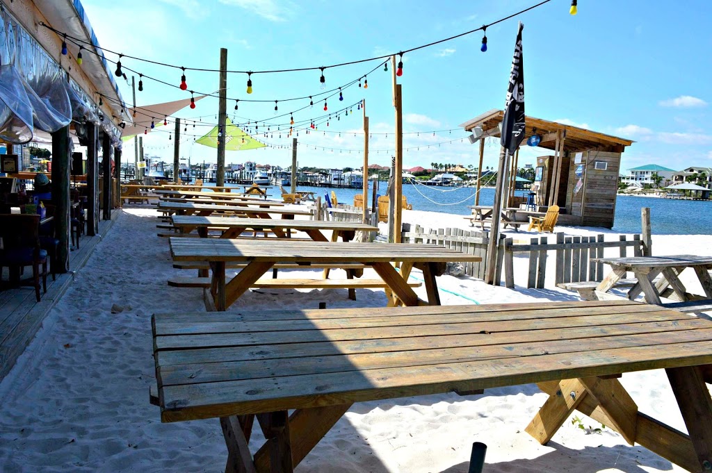 The Flora-Bama Yacht Club | restaurant | 17350 Perdido Key Dr, Pensacola, FL 32507, USA | 8504836272 OR +1 850-483-6272