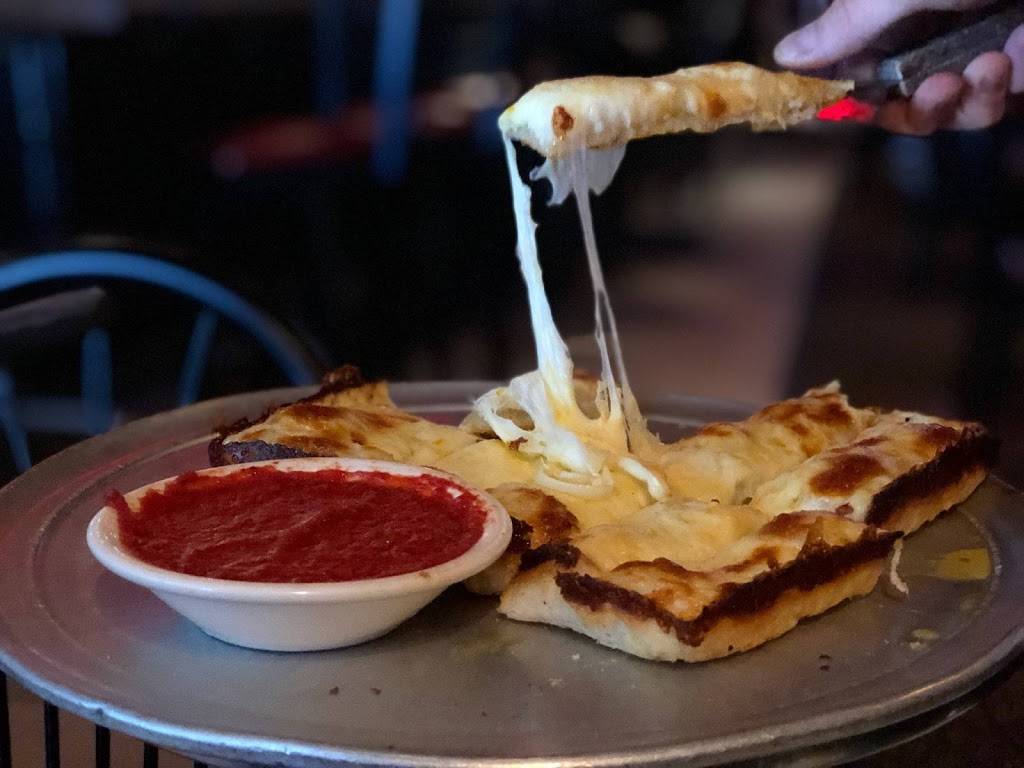 Rogalas Bar & Grill | restaurant | 31831 Ford Rd, Garden City, MI 48135, USA | 7345224110 OR +1 734-522-4110